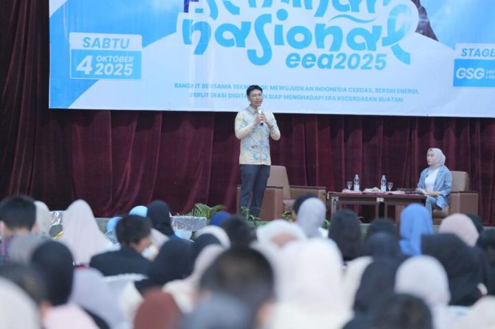 Himatro FT Unila Sukses Gelar Semnas Electrical Engineering in Action 2025